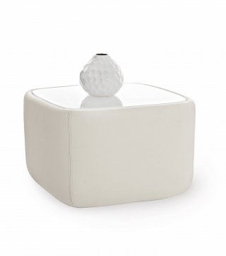 comodino Teeny di Tonin Casa con luce led interna top in vetro temperato bianco e ecopelle comodino Teeny di Tonin Casa con luce led interna top in vetro temperato bianco e ecopelle