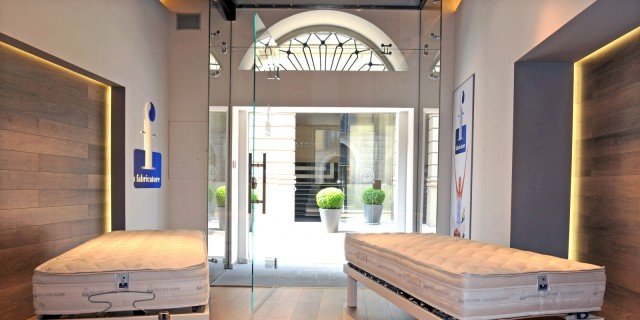 Fabricatore. Il primo showroom a Milano Fabricatore. Il primo showroom a Milano