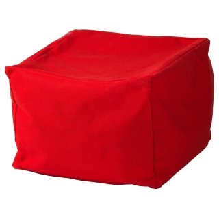 Svedje di Ikea è perfetto già prezzo. Il suo rivestimento in cotone è lavabile in lavatrice ed è disponibile nei colori rosso o grigio. Perfetto nella camera dei ragazzi o per aggiungere qualche pratica seduta nel soggiorno. Misura L 40 x P 40 x H 30 cm. Prezzo 29,90 euro. www.ikea.con/it/ Svedje di Ikea è perfetto già prezzo. Il suo rivestimento in cotone è lavabile in lavatrice ed è disponibile nei colori rosso o grigio. Perfetto nella camera dei ragazzi o per aggiungere qualche pratica seduta nel soggiorno. Misura L 40 x P 40 x H 30 cm. Prezzo 29,90 euro. www.ikea.con/it/