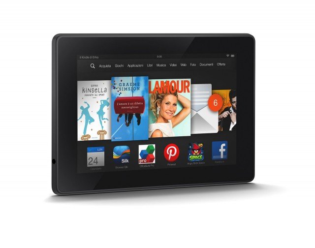 Tablet con schermo ad alta definizione, Kindle Fire HD di Amazon. Dotato di potente processore dual-core 1,5 GHz, due altoparlanti stereo con audio Dolby Digital Plus e wi-fi dual band integrato che consente di velocizzare i tempi per il download e la navigazione internet. Dispone di sistema operativo Fire OS e Fire OS 3.0 con nuovissime funzioni e applicazioni. Prezzo 139 euro. www.amazon.com Tablet con schermo ad alta definizione, Kindle Fire HD di Amazon. Dotato di potente processore dual-core 1,5 GHz, due altoparlanti stereo con audio Dolby Digital Plus e wi-fi dual band integrato che consente di velocizzare i tempi per il download e la navigazione internet. Dispone di sistema operativo Fire OS e Fire OS 3.0 con nuovissime funzioni e applicazioni. Prezzo 139 euro. www.amazon.com