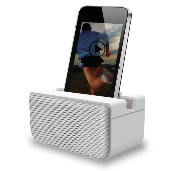 Boombero ZP201 di Oregon Scientific, è uno speaker wireless portatile in grado di riprodurre in modo semplice e automatico la playlist preferita, ovunque ci si trovi, basta avvicinarlo al proprio smartphone. I due dispositivi si sincronizzano in modo istantaneo e automatico amplificando il suono in modo perfetto. Predisposto con nuovo sistema di sincronizzazione NearFa (Near Field Audio) che permette di diminuire il consumo energetico rispetto ai normali sistemi Bluetooth o wi-fi e garantisce fino a 20 ore di riproduzione ininterrotta. Ultra compatto, è disponibile in bianco e nero. Prezzo 49,99 euro. www. Boombero ZP201 di Oregon Scientific, è uno speaker wireless portatile in grado di riprodurre in modo semplice e automatico la playlist preferita, ovunque ci si trovi, basta avvicinarlo al proprio smartphone. I due dispositivi si sincronizzano in modo istantaneo e automatico amplificando il suono in modo perfetto. Predisposto con nuovo sistema di sincronizzazione NearFa (Near Field Audio) che permette di diminuire il consumo energetico rispetto ai normali sistemi Bluetooth o wi-fi e garantisce fino a 20 ore di riproduzione ininterrotta. Ultra compatto, è disponibile in bianco e nero. Prezzo 49,99 euro. www.