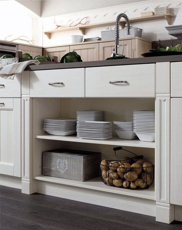 Base a giorno a profondità ridotta, Tablà di Scandola in massello d’abete spazzolato color neve con cassetti. Misura L 90 x P 34 x H 72 cm più zoccolo. Prezzo esclusa Iva: 471 euro. Terminali laterali misura L 7,5 x P 34 x H 82 cm. Prezzo esclusa Iva: 104 euro l’uno. www.scandolamobili.it Base a giorno a profondità ridotta, Tablà di Scandola in massello d’abete spazzolato color neve con cassetti. Misura L 90 x P 34 x H 72 cm più zoccolo. Prezzo esclusa Iva: 471 euro. Terminali laterali misura L 7,5 x P 34 x H 82 cm. Prezzo esclusa Iva: 104 euro l’uno. www.scandolamobili.it
