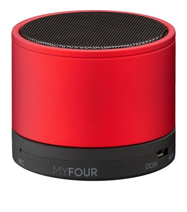 Speaker portatile di Myfour con tecnologia Bluetooth®, è appositamente studiato per essere portato in viaggio, grazie alle dimensioni ridotte e alla custodia anti-urto. Funziona senza cavi, ha un’autonomia di 7 ore talking time e 10 metri di portata. Può essere usato per parlare in vivavoce da pc o da telefono, e ha una potenza di 3Watt che garantisce un suono naturale. Proposto in 4 colori, misura H 5 cm e pesa 230 gr. Prezzo, comprese le spese di spedizione: 39,90 euro. www.myfour.com Speaker portatile di Myfour con tecnologia Bluetooth®, è appositamente studiato per essere portato in viaggio, grazie alle dimensioni ridotte e alla custodia anti-urto. Funziona senza cavi, ha un’autonomia di 7 ore talking time e 10 metri di portata. Può essere usato per parlare in vivavoce da pc o da telefono, e ha una potenza di 3Watt che garantisce un suono naturale. Proposto in 4 colori, misura H 5 cm e pesa 230 gr. Prezzo, comprese le spese di spedizione: 39,90 euro. www.myfour.com