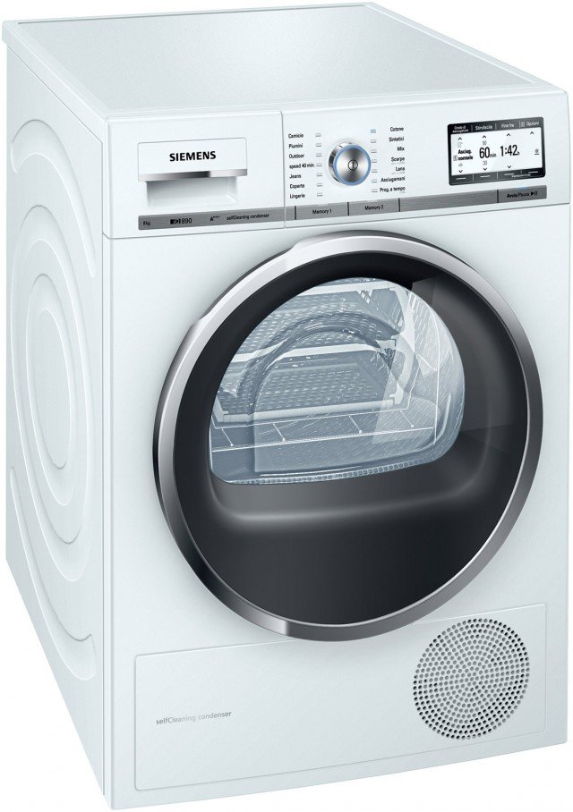 L’asciugatrice IQ890 WT48Y718IT di Siemens in classe A+++ ha il condensatore che si pulisce automaticamente per 4 volte ad ogni ciclo. Con capienza da 1 a 8 kg ha programmi speciali come quello per il trattamento della lana con cestello, delle scarpe o quello veloce da 40 minuti. Misura L 59,6 x P 59 x H 84,2 cm. Costa 1.511 euro. www.siemens.it L’asciugatrice IQ890 WT48Y718IT di Siemens in classe A+++ ha il condensatore che si pulisce automaticamente per 4 volte ad ogni ciclo. Con capienza da 1 a 8 kg ha programmi speciali come quello per il trattamento della lana con cestello, delle scarpe o quello veloce da 40 minuti. Misura L 59,6 x P 59 x H 84,2 cm. Costa 1.511 euro. www.siemens.it