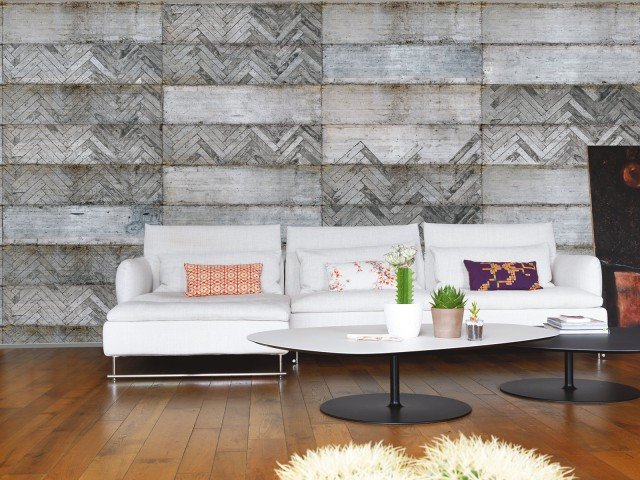 Il decoro <strong>Stave di Ink Lab</strong> è scelto tra i 60 disponibili della carta da parati antisismica <strong>EQ Decor di Inkiostro Bianco</strong> per rivestire la parete di un ampio soggiorno luminoso. Realizzata in fibra di vetro, è disponibile anche in vinile. Fornibile in vari formati, anche personalizzabili. Prezzo al mq 130 euro. <strong>www.inkiostrobianco.com Foto: © Celeste Cima</strong> Il decoro <strong>Stave di Ink Lab</strong> è scelto tra i 60 disponibili della carta da parati antisismica <strong>EQ Decor di Inkiostro Bianco</strong> per rivestire la parete di un ampio soggiorno luminoso. Realizzata in fibra di vetro, è disponibile anche in vinile. Fornibile in vari formati, anche personalizzabili. Prezzo al mq 130 euro. <strong>www.inkiostrobianco.com Foto: © Celeste Cima</strong>