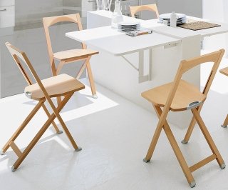 tavolo Quadro di Calligaris in faggio laccato bianco tavolo Quadro di Calligaris in faggio laccato bianco