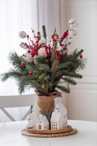 A,Spruce,Bouquet,With,Red,Berries,,Toys,,Cotton,On,A