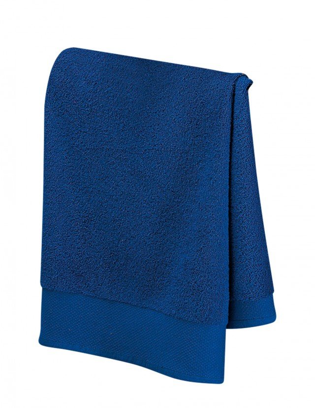 L'asciugamano Collez. Voglia di colore di Happidea è in spugna di 100% cotone. Prezzo 6,60 euro. www.happidea.it L'asciugamano Collez. Voglia di colore di Happidea è in spugna di 100% cotone. Prezzo 6,60 euro. www.happidea.it