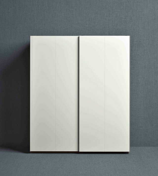 Armadio Pax Hasvik di Ikea ad ante scorrevoli in lamina a superficie verniciata effetto rovere sbiancato. Misura L 200 x P 66 x H 236 cm. Prezzo 284 cm. www.ikea.it Armadio Pax Hasvik di Ikea ad ante scorrevoli in lamina a superficie verniciata effetto rovere sbiancato. Misura L 200 x P 66 x H 236 cm. Prezzo 284 cm. www.ikea.it