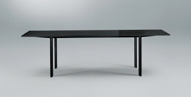 Profili sottili in contrasto con linee di forte spessore per il tavolo con struttura in alluminio e piano in vetro completamente smontabile, ma che una volta assemblato non presenta viti e giunzioni a vista. È disponibile con il piano in vetro sia lucido sia opaco, in 30 colori coordinati alla struttura in alluminio della stessa variante cromatica, il tavolo che misura L 220/260/300 x P 90/105 x H 73 cm; nella versione base costa 1.977 euro Tabula di Rimadesio www.rimadesio.it Profili sottili in contrasto con linee di forte spessore per il tavolo con struttura in alluminio e piano in vetro completamente smontabile, ma che una volta assemblato non presenta viti e giunzioni a vista. È disponibile con il piano in vetro sia lucido sia opaco, in 30 colori coordinati alla struttura in alluminio della stessa variante cromatica, il tavolo che misura L 220/260/300 x P 90/105 x H 73 cm; nella versione base costa 1.977 euro Tabula di Rimadesio www.rimadesio.it