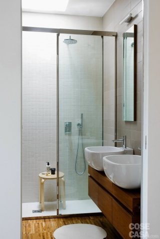 casa-duepianidiluce-galliena-bagno casa-duepianidiluce-galliena-bagno