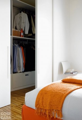 casa-duepianidiluce-galliena-camera casa-duepianidiluce-galliena-camera