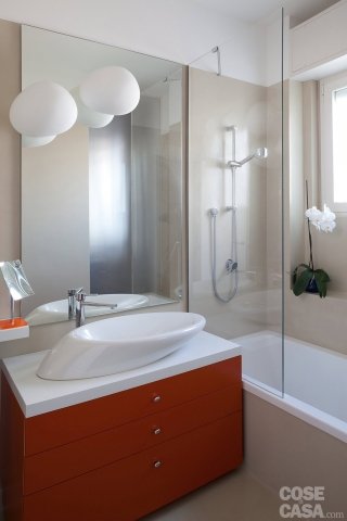 casa-pesaro-fiorentini-bagno-1 casa-pesaro-fiorentini-bagno-1