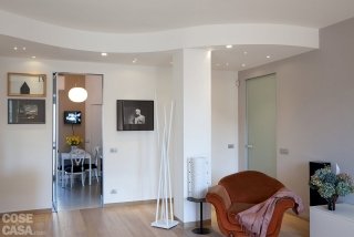 casa-pesaro-fiorentini-soggiorno-controsoffitto casa-pesaro-fiorentini-soggiorno-controsoffitto