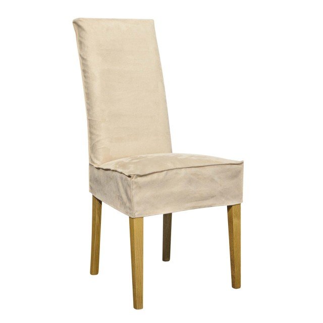 Un alto schienale per la sedia in faggio dotata di un rivestimento in morbido tessuto beige. Misura L 46 x P 45 x H 100 cm e costa 115,80 euro. Di Coincasa. www.coin.it Un alto schienale per la sedia in faggio dotata di un rivestimento in morbido tessuto beige. Misura L 46 x P 45 x H 100 cm e costa 115,80 euro. Di Coincasa. www.coin.it