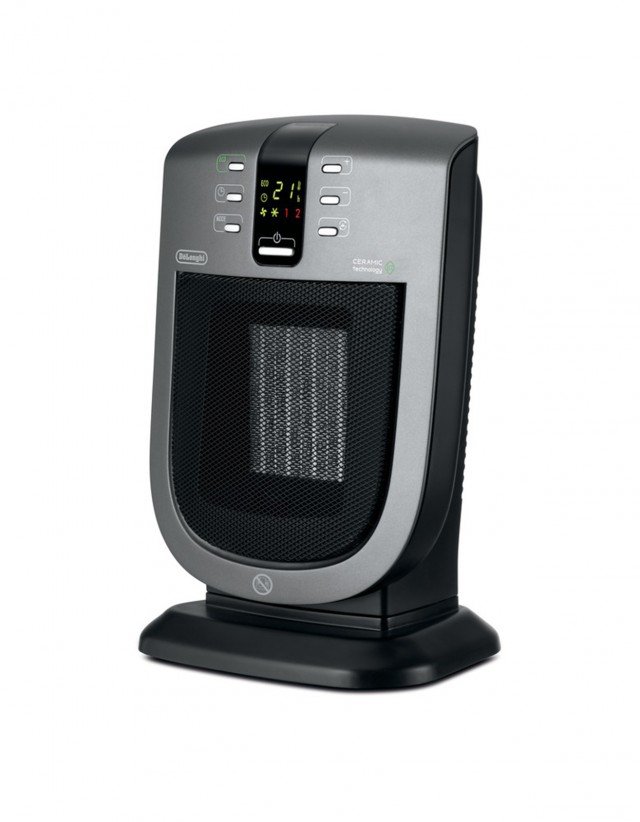 Il termoventilatore ceramico DCH5091ER di Dè Longhi è dotato della funzione Eco che consente di funzionare sulla base di cicli di wattaggio, assicurando un risparmio sui consumi energetici dal 20 al 40%. Ha 2 livelli di potenza e ventilazione estiva, timer digitale di 24 ore, termostato ambiente e antigelo, base oscillante con sistema di sicurezza elettronico. Prezzo 76 euro. www.delonghi.com Il termoventilatore ceramico DCH5091ER di Dè Longhi è dotato della funzione Eco che consente di funzionare sulla base di cicli di wattaggio, assicurando un risparmio sui consumi energetici dal 20 al 40%. Ha 2 livelli di potenza e ventilazione estiva, timer digitale di 24 ore, termostato ambiente e antigelo, base oscillante con sistema di sicurezza elettronico. Prezzo 76 euro. www.delonghi.com