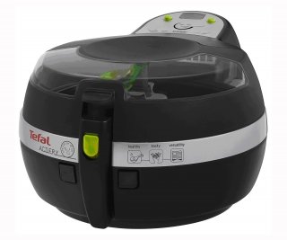 Actifry Plus di Tefal cuoce con un solo cucchiaio di olio e con solo 3% di grassi, consentendo di usarne qualsiasi tipo: oliva, semi, di colza per una dieta bilanciata. Ha potenza di 1.400 watt, una capienza pari a 1,2 kg e è dotata di contenitori interni amovibili e antiaderenti per permettere di cucinare in tutta sicurezza. Prezzo 199,90 euro. www.tefal.it Actifry Plus di Tefal cuoce con un solo cucchiaio di olio e con solo 3% di grassi, consentendo di usarne qualsiasi tipo: oliva, semi, di colza per una dieta bilanciata. Ha potenza di 1.400 watt, una capienza pari a 1,2 kg e è dotata di contenitori interni amovibili e antiaderenti per permettere di cucinare in tutta sicurezza. Prezzo 199,90 euro. www.tefal.it
