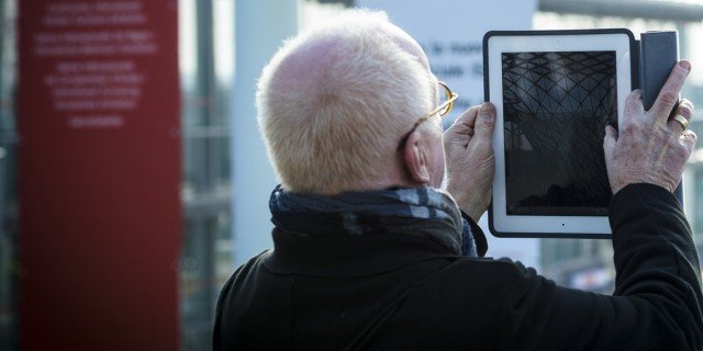Entrances, Outdoor - photo by Alessandro Russotti Salone del Mobile 2014: un’app del Comune per eventi e date