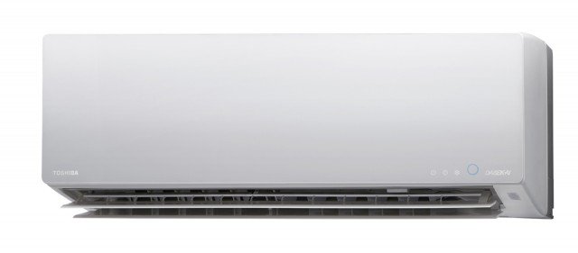 Il climatizzatore Super Daiseikai 8 Ras 10 di Toshiba è in classe energetica A+++ sia in raffrescamento che in riscaldamento, ha motore Inverter in grado di adattarsi alle esigenze, ottimizzando le condizioni di efficienza in funzione del reale carico richiesto e il movimento automatico in 3D dei deflettori per una maggiore ottimizzazione verticale ed orizzontale dei flussi d’aria. Misura L 79 x P 22,5 x H 27,5 cm. Prezzo 1.799 euro. www.toshibamclima.it Il climatizzatore Super Daiseikai 8 Ras 10 di Toshiba è in classe energetica A+++ sia in raffrescamento che in riscaldamento, ha motore Inverter in grado di adattarsi alle esigenze, ottimizzando le condizioni di efficienza in funzione del reale carico richiesto e il movimento automatico in 3D dei deflettori per una maggiore ottimizzazione verticale ed orizzontale dei flussi d’aria. Misura L 79 x P 22,5 x H 27,5 cm. Prezzo 1.799 euro. www.toshibamclima.it