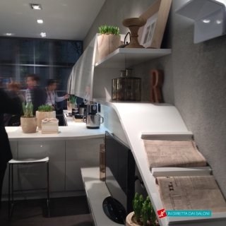 Scavolini flux swing design Giuguaro Scavolini flux swing design Giuguaro