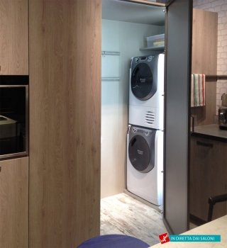 Cucina Code di Snaidero con lavanderia integrata