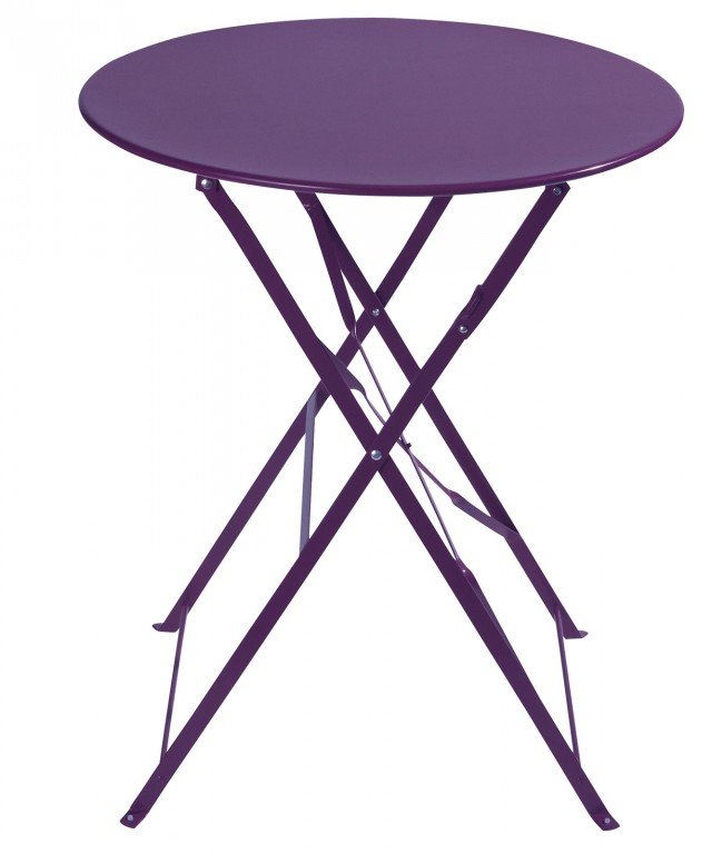 Il tavolino ref. 122238 di Maisons du monde è realizzato in metallo verniciato viola con vernice epossidica opaca e può essere usato anche all’esterno; è pieghevole per ottimizzare lo spazio. Misura Ø 58 x H 72 cm. Prezzo 29,99 euro. www.maisonsdumonde.com Il tavolino ref. 122238 di Maisons du monde è realizzato in metallo verniciato viola con vernice epossidica opaca e può essere usato anche all’esterno; è pieghevole per ottimizzare lo spazio. Misura Ø 58 x H 72 cm. Prezzo 29,99 euro. www.maisonsdumonde.com