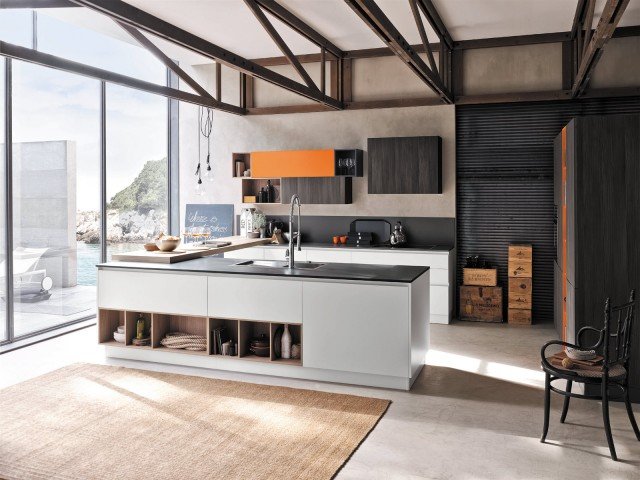 Replay Next di Stosa si caratterizza per i colori inediti, raffinati e trendy e per le tre finiture disponibili: polimerici lucidi, lisci e in finitura legno. L'isola dotata di lavello presenta una serie di vani porta-oggetti nella parte inferiore ed è collegata al resto della cucina per mezzo di un bancone che permette di avere altro spazio a disposizione. Le ante spesse 23 mm garantiscono solidità e durata nel tempo. Un modulo misura L 60 x P 56 x H 72 cm, prezzo 124 euro. www.stosacucine.it Replay Next di Stosa si caratterizza per i colori inediti, raffinati e trendy e per le tre finiture disponibili: polimerici lucidi, lisci e in finitura legno. L'isola dotata di lavello presenta una serie di vani porta-oggetti nella parte inferiore ed è collegata al resto della cucina per mezzo di un bancone che permette di avere altro spazio a disposizione. Le ante spesse 23 mm garantiscono solidità e durata nel tempo. Un modulo misura L 60 x P 56 x H 72 cm, prezzo 124 euro. www.stosacucine.it