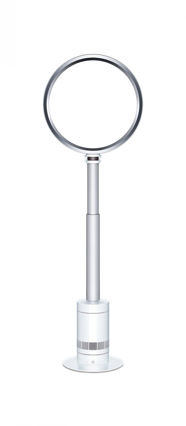 Al posto di pale rotanti che tagliano l’aria, il ventilatore da terra AM08 di Dyson utilizza la tecnologia Air Multiplier™: l’aria che si trova dietro o intorno al ventilatore, viene trascinata nel flusso d’aria, amplificandone il volume di 15 volte. Non avendo pale o griglie protettive è facile da pulire con un semplice panno di stoffa e è sicuro per i bambini. Prezzo 508 euro. www. dyson.com Al posto di pale rotanti che tagliano l’aria, il ventilatore da terra AM08 di Dyson utilizza la tecnologia Air Multiplier™: l’aria che si trova dietro o intorno al ventilatore, viene trascinata nel flusso d’aria, amplificandone il volume di 15 volte. Non avendo pale o griglie protettive è facile da pulire con un semplice panno di stoffa e è sicuro per i bambini. Prezzo 508 euro. www. dyson.com