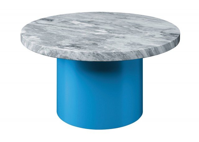 Tinte accese per il tavolino con base in acciaio laccato a polvere color light blue e piano in marmo grigio. Disponibile in due altezze e diametri, nella misura Ø 40 x H 40 cm e costa 762,50 euro Enoki di e15 www.e15.com Tinte accese per il tavolino con base in acciaio laccato a polvere color light blue e piano in marmo grigio. Disponibile in due altezze e diametri, nella misura Ø 40 x H 40 cm e costa 762,50 euro Enoki di e15 www.e15.com