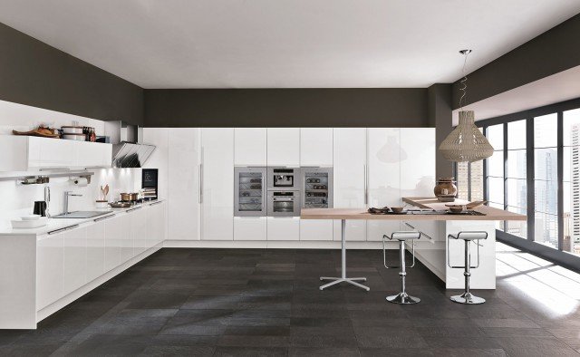 cucina con finitura in polimerico bianco opaco Chantal di Febal cucina con finitura in polimerico bianco opaco Chantal di Febal