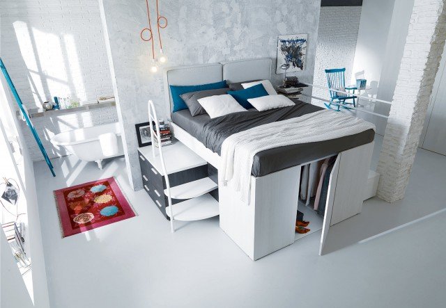 Il Letto Container di Dielle Modus si può sollevare, grazie al meccanismo a gas, per accedere comodamente allo spazio sottostante, una cabina armadio che permette di recuperare ben quattro metri quadrati di spazio. Misura L 221 x P 167,6 x H 100 cm. Nella versione base, prezzo 3.800 euro. <strong>www.dielle.it</strong> Il Letto Container di Dielle Modus si può sollevare, grazie al meccanismo a gas, per accedere comodamente allo spazio sottostante, una cabina armadio che permette di recuperare ben quattro metri quadrati di spazio. Misura L 221 x P 167,6 x H 100 cm. Nella versione base, prezzo 3.800 euro. <strong>www.dielle.it</strong>