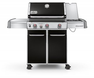 Funziona a gas metano il barbecue Genesis E-330 Black Gas Metano di Weber-Stephen. Montatao su ruote ha potenza di 12,3kW, braciere in ghisa di alluminio, coperchio coibentato in acciaio smaltato, 2 griglie di cottura in ghisa di acciaio smaltato, il termometro integrato e 2 piani di lavoro in acciaio inossidabile con 6 ganci portautensili. Misura L 149 x P 92 x H 163 cm. Prezzo 1.499 euro. www.weberstephen.it Funziona a gas metano il barbecue Genesis E-330 Black Gas Metano di Weber-Stephen. Montatao su ruote ha potenza di 12,3kW, braciere in ghisa di alluminio, coperchio coibentato in acciaio smaltato, 2 griglie di cottura in ghisa di acciaio smaltato, il termometro integrato e 2 piani di lavoro in acciaio inossidabile con 6 ganci portautensili. Misura L 149 x P 92 x H 163 cm. Prezzo 1.499 euro. www.weberstephen.it