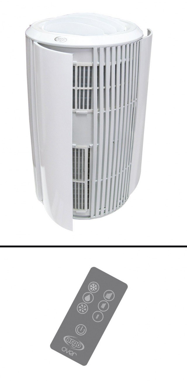Originale e innovativo, grazie al design che ricorda un cilindro con alette che si aprono automaticamente quando l’apparecchio è in funzione, il climatizzatore Over di Argoclima funziona anche come deumidificatore. In classe A, ha potenza di 8.500 Btu/h e è fornito con telecomando slim per il controllo remoto. Ha diametro di 35 cm e altezza di 65,5 cm. Prezzo 399 euro. www.argoclima.com Originale e innovativo, grazie al design che ricorda un cilindro con alette che si aprono automaticamente quando l’apparecchio è in funzione, il climatizzatore Over di Argoclima funziona anche come deumidificatore. In classe A, ha potenza di 8.500 Btu/h e è fornito con telecomando slim per il controllo remoto. Ha diametro di 35 cm e altezza di 65,5 cm. Prezzo 399 euro. www.argoclima.com