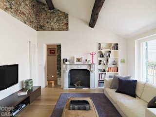 casa-pegazzano-pecchio-soggiorno