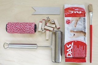 materiale-occorrente-tag-segnaposto