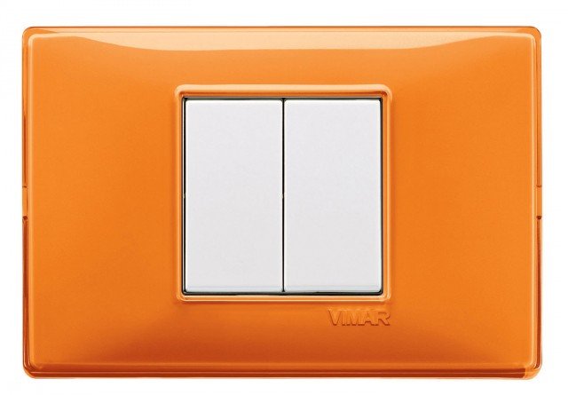 La Placca Plana di Vimar ha comandi in radiofrequenza. Può essere installata ovunque, anche su superfici come vetro o legno. È disponibile in più colori. www.vimar.com La Placca Plana di Vimar ha comandi in radiofrequenza. Può essere installata ovunque, anche su superfici come vetro o legno. È disponibile in più colori. www.vimar.com