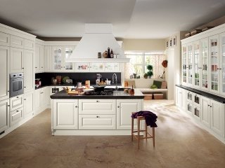 cucina in rovere massello con finitura laccato bianco assoluto Baltimora di Scavolini cucina in rovere massello con finitura laccato bianco assoluto Baltimora di Scavolini