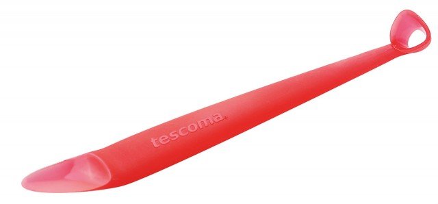 Da oggi i peperoni ripieni sono facili da preparare, grazie allo svuota peperoni linea Presto che ha a una estremità una lama arrotondata che permette di inciderli rimuovendo la calotta e, dall’altra, uno scavino per svuotarli dai semi. Disponibile in quattro colori (arancione, giallo, rosso, verde) è lungo 21 cm. Prezzo: 4,90 euro. Da oggi i peperoni ripieni sono facili da preparare, grazie allo svuota peperoni linea Presto che ha a una estremità una lama arrotondata che permette di inciderli rimuovendo la calotta e, dall’altra, uno scavino per svuotarli dai semi. Disponibile in quattro colori (arancione, giallo, rosso, verde) è lungo 21 cm. Prezzo: 4,90 euro.
