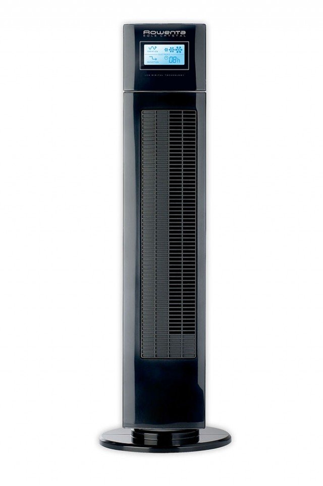 È dotato della funzione di variazione velocità automatica il ventilatore a colonna Eole Crystal VU6555 di Rowenta con oscillazione orizzontale automatica. Con tre velocità di ventilazione, ha funzione sleeping e timer spegnimento entro 8 ore. Con display LCD e telecomando, ha maniglia per il trasporto. Misura L 24 x P 21 x H 90 cm. Prezzo 115,90 euro. www.rowenta.it È dotato della funzione di variazione velocità automatica il ventilatore a colonna Eole Crystal VU6555 di Rowenta con oscillazione orizzontale automatica. Con tre velocità di ventilazione, ha funzione sleeping e timer spegnimento entro 8 ore. Con display LCD e telecomando, ha maniglia per il trasporto. Misura L 24 x P 21 x H 90 cm. Prezzo 115,90 euro. www.rowenta.it