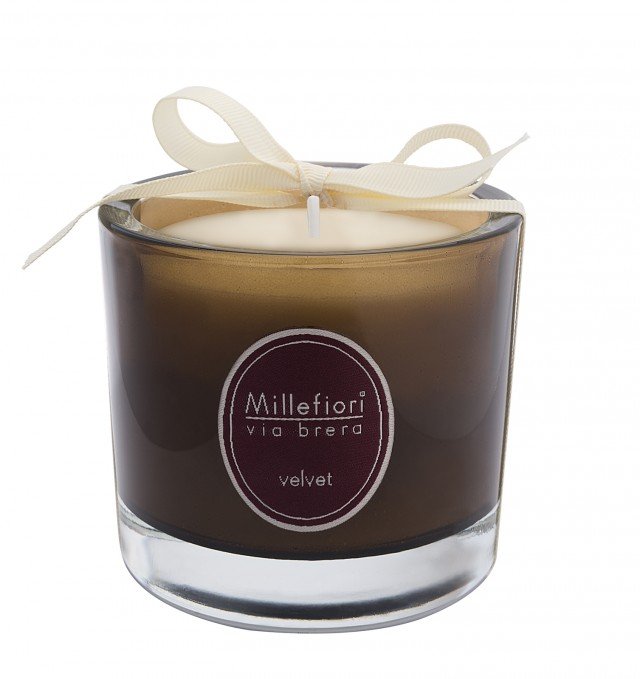 La linea via Brera di Millefiori è disponibile sia nella versione con diffusori di fragranza a bastoncino (da 250 e 100 ml), sia in candele profumate in bicchiere da 180 grammi. 8 le fragranze: Floral romance, Sandalwood, Earl grey, Cristal, Tangerine garden, Velvet, Spicy delice e Mineral sea www.millefiorimilano.com La linea via Brera di Millefiori è disponibile sia nella versione con diffusori di fragranza a bastoncino (da 250 e 100 ml), sia in candele profumate in bicchiere da 180 grammi. 8 le fragranze: Floral romance, Sandalwood, Earl grey, Cristal, Tangerine garden, Velvet, Spicy delice e Mineral sea www.millefiorimilano.com