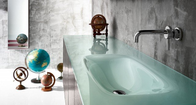 Lavabo integrato Dharma Vetro di Inda con finitura laccata, colore grafite Lavabo integrato Dharma Vetro di Inda con finitura laccata, colore grafite