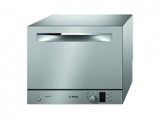 Da appoggio, la lavastoviglie compatta da 6 coperti in classe A+ ha 6 programmi e 5 temperature. Misura L 55,1 x P 50 x H 45 cm e costa 564 euro ActiveWater Smart SKS62E18EU di Bosch www. Da appoggio, la lavastoviglie compatta da 6 coperti in classe A+ ha 6 programmi e 5 temperature. Misura L 55,1 x P 50 x H 45 cm e costa 564 euro ActiveWater Smart SKS62E18EU di Bosch www.