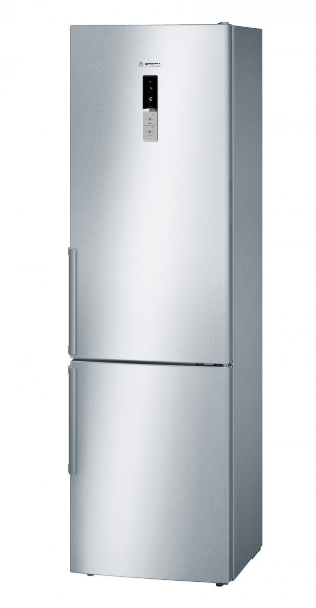 Frigo-congelatore KGN39XI42 di Bosch di classe energetica: A+++. Il vano frigorifero ha maxi-verduriera su ruote CrisperBox, dedicata alla frutta e alla verdura con regolazione dell'umidità, scompartimento 'Chiller', per prolungare la freschezza di carne e pesce grazie a una temperatura indipendente. Il vano congelatore ha 3 cassetti trasparenti, ripiani in vetro removibili. Misura L 60 x P 65 x H 201 cm. Prezzo: 1.466,00 euro www.bosch-home.com Frigo-congelatore KGN39XI42 di Bosch di classe energetica: A+++. Il vano frigorifero ha maxi-verduriera su ruote CrisperBox, dedicata alla frutta e alla verdura con regolazione dell'umidità, scompartimento 'Chiller', per prolungare la freschezza di carne e pesce grazie a una temperatura indipendente. Il vano congelatore ha 3 cassetti trasparenti, ripiani in vetro removibili. Misura L 60 x P 65 x H 201 cm. Prezzo: 1.466,00 euro www.bosch-home.com