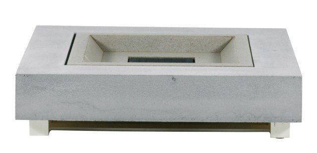 Doppia funzione per il tavolino basso che si trasforma in braciere. Pure di Madeindesign è accessoriabile con una griglia per barbeque venduta separatamente. Misura 90 x 90 x H 20 cm e costa 2.508 euro. www.madeindesign.it Doppia funzione per il tavolino basso che si trasforma in braciere. Pure di Madeindesign è accessoriabile con una griglia per barbeque venduta separatamente. Misura 90 x 90 x H 20 cm e costa 2.508 euro. www.madeindesign.it
