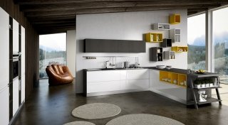 cucina con elementi a giorno laccati giallo opaco di Moon di Arredo3 cucina con elementi a giorno laccati giallo opaco di Moon di Arredo3