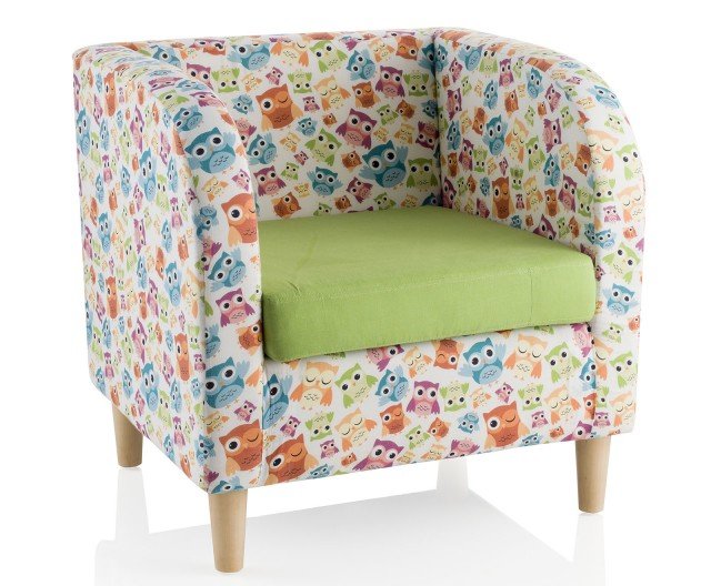 Permette alle mamme stanche di riposare la poltrona Art. 55566 di Brandani con la struttura in Rubberwood e il rivestimento realizzato in cotone con un’allegra stampa a piccoli gufi colorati. Misura L 66 x P 58 x H 51 cm. Prezzo 240 euro. www.brandani.it Permette alle mamme stanche di riposare la poltrona Art. 55566 di Brandani con la struttura in Rubberwood e il rivestimento realizzato in cotone con un’allegra stampa a piccoli gufi colorati. Misura L 66 x P 58 x H 51 cm. Prezzo 240 euro. www.brandani.it
