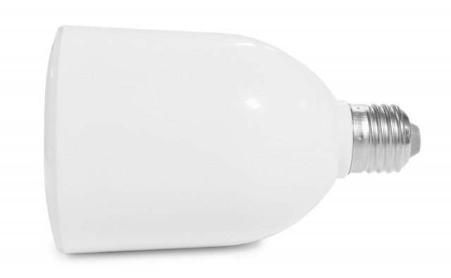 Due in uno: hi-Led di Hi fun è una lampadina led con cassa bluetooth integrata che trasforma un semplice punto luce in diffusore audio bluetooth. Utilizzarla è semplicissimo: basta accendere la lampada e come per magia riprodurrà le tracce del dispositivo al quale è associata. 49,99 euro. www.hi-fun.com Due in uno: hi-Led di Hi fun è una lampadina led con cassa bluetooth integrata che trasforma un semplice punto luce in diffusore audio bluetooth. Utilizzarla è semplicissimo: basta accendere la lampada e come per magia riprodurrà le tracce del dispositivo al quale è associata. 49,99 euro. www.hi-fun.com