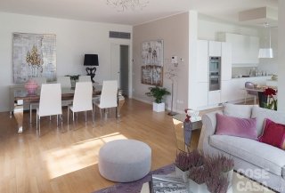 casa-soggiorno-tavolo-pranzo