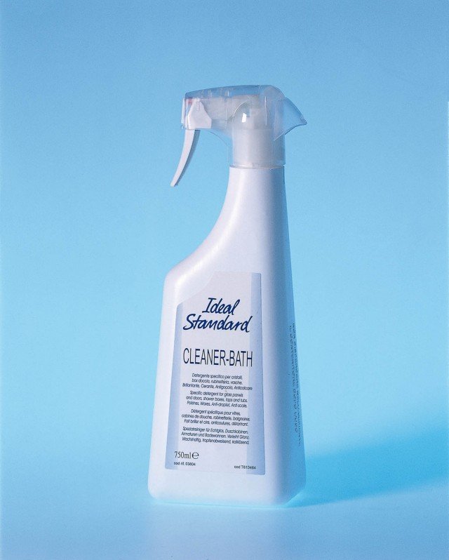 1Aidealstandard- cleanerbath-puliziabagno 1Aidealstandard- cleanerbath-puliziabagno