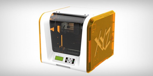 L'era della stampa in 3D a prezzi low cost è arrivata: disponibile già assemblata, la stampante tridimensionale Da Vinci junior di XYZprinting è pensata per un utilizzo domestico. Funziona in formato Plug-and-Play e consuma circa circa 75 watt di energia per ogni stampa. Prezzo: circa 300 euro. us.xyzprinting.com L'era della stampa in 3D a prezzi low cost è arrivata: disponibile già assemblata, la stampante tridimensionale Da Vinci junior di XYZprinting è pensata per un utilizzo domestico. Funziona in formato Plug-and-Play e consuma circa circa 75 watt di energia per ogni stampa. Prezzo: circa 300 euro. us.xyzprinting.com
